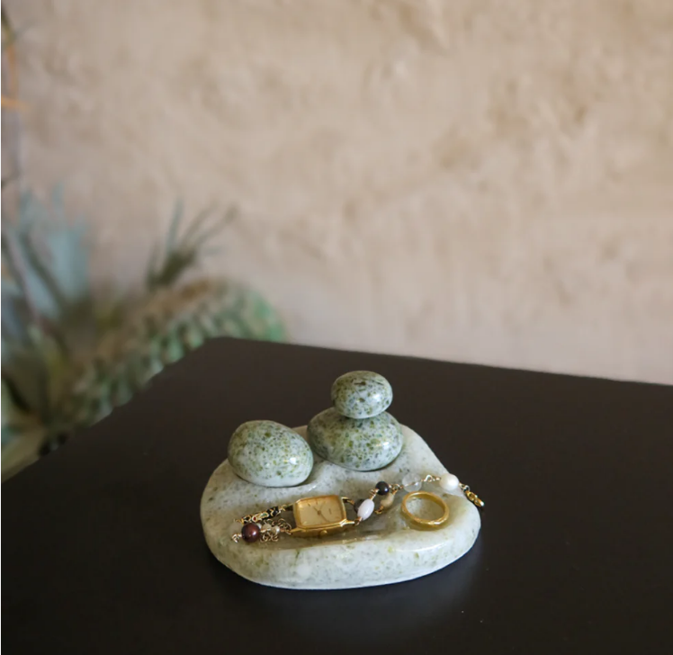 Stepping Stone Trinket Tray